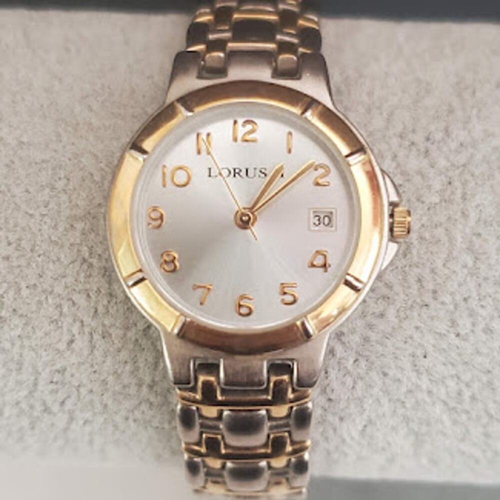 Lorus Women's Watch with Calendar Silver‎ and Gold Tone Fresh Battery Dainty